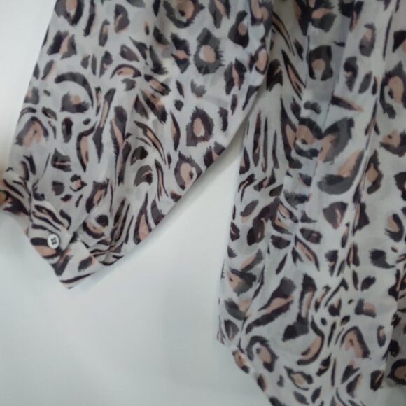 Cabi 5337 Glamour Blouse Off White Leopard Print Top Size L - Picture 9 of 11
